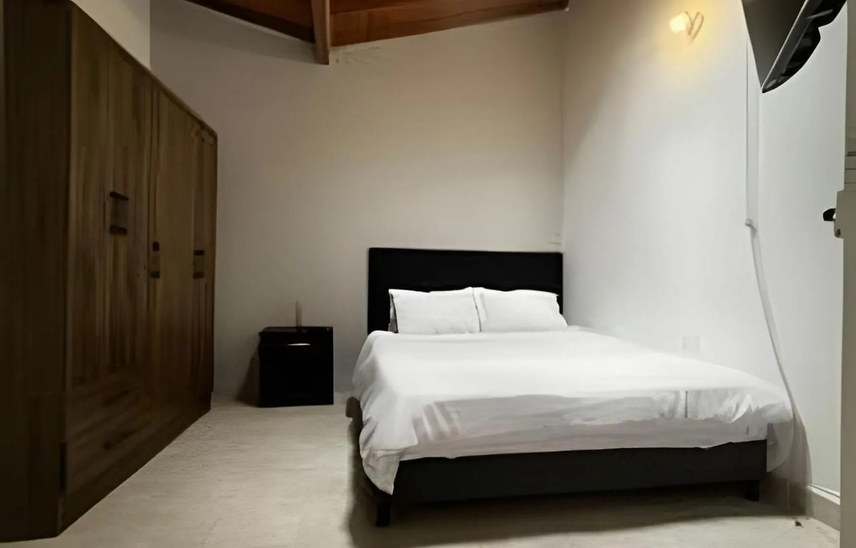 Casa Tradicional Remodelada En Envigado Con Patio Villa Holiday home